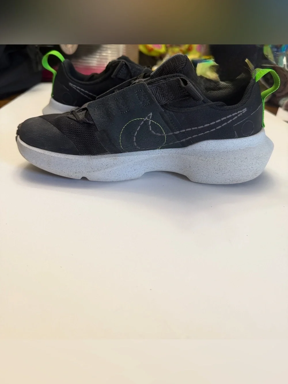 Nike Crater Impact GS Black Green Strike Sneakers 5.5Y (Women's 7) DB3551-001